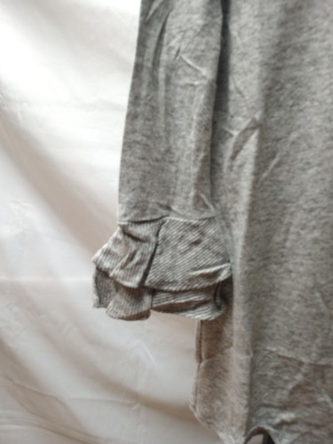 IZ BYER Women's Size Large XL Gray Sweater With Necklace MSRP $52 NWT - Picture 2 of 10