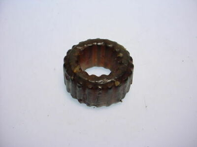 Intermediate Gear Sliding Dog Hub Fits Hillman Super Minx