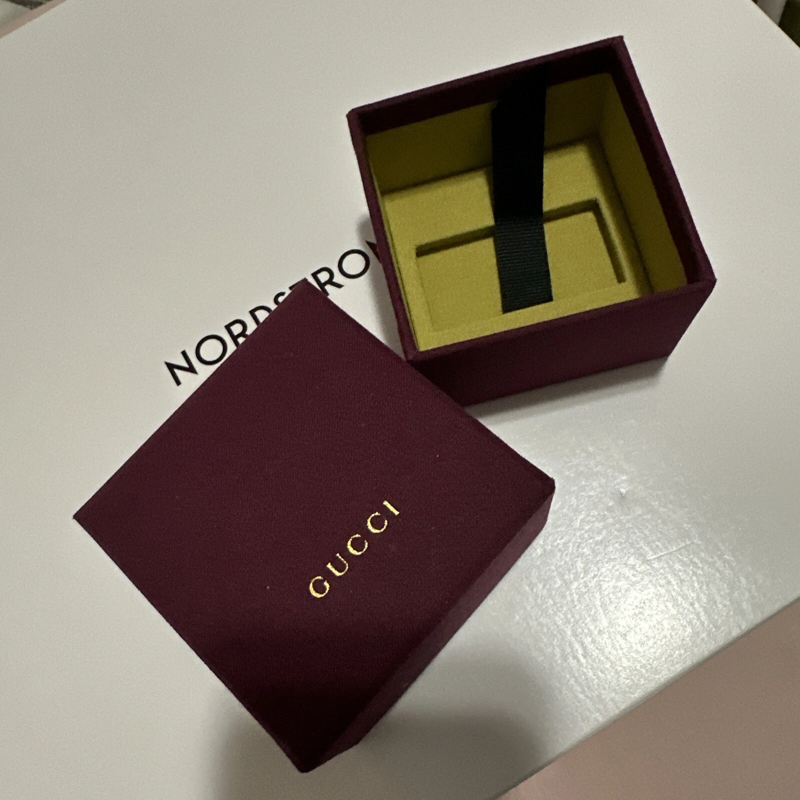 Boîte cadeau bijoux Gucci Bourgogne *boîte vide*