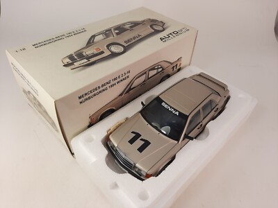 AUTO art MILLENNIUM メルセデス・ベンツ190E 2.3-16 AUTO art MILLENNIUM メルセデス・ベンツ190E 2.3-16