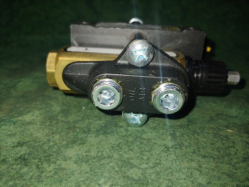 Lubricador Master Pneumatics con contador 71001104B-C (PP206) - Imagen 5 de 8