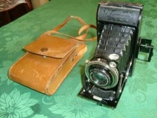 * Voigtlander Bessa 6x9 Bellow Camera -Compur & Voightar lens 1:4.5, F=11cm+Case