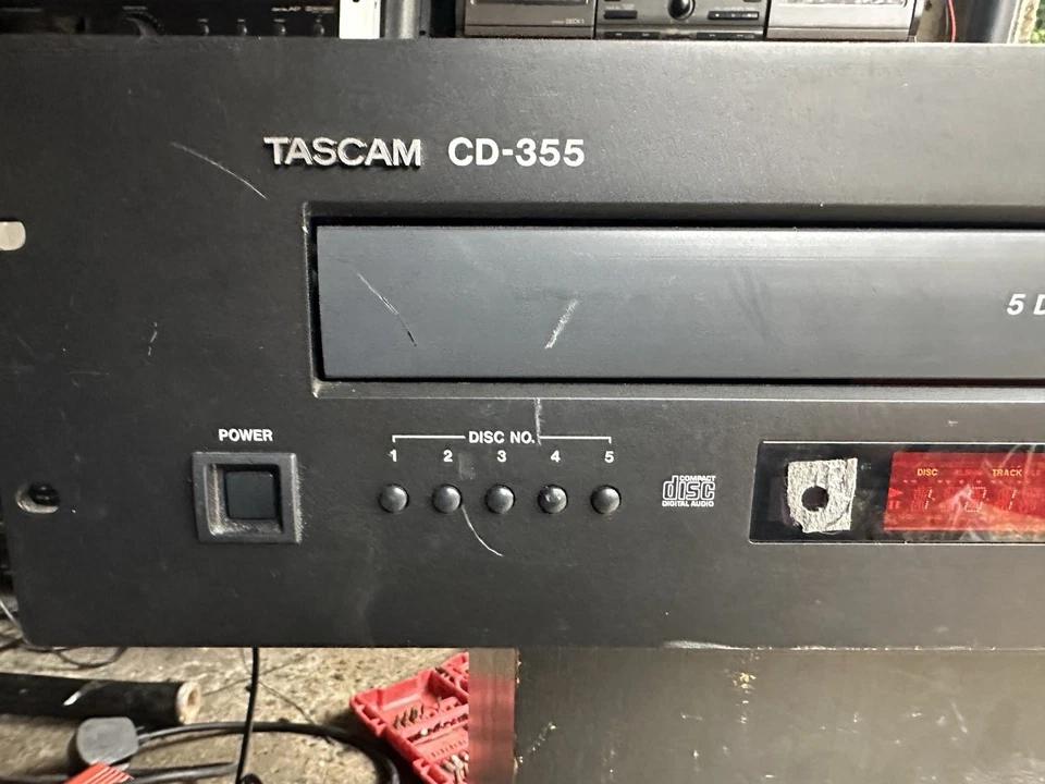 Tascam CD-355 - 5 Disc MP3 Changer/player p - Image 2 of 4