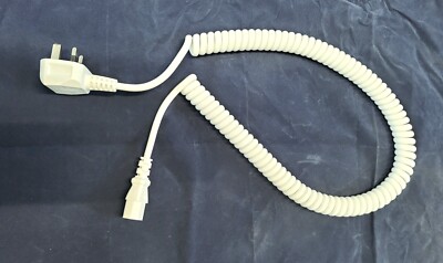 600 mm weiß PVC gewendelt Wasserkocher Kabel UK Netzstecker nach IEC C13