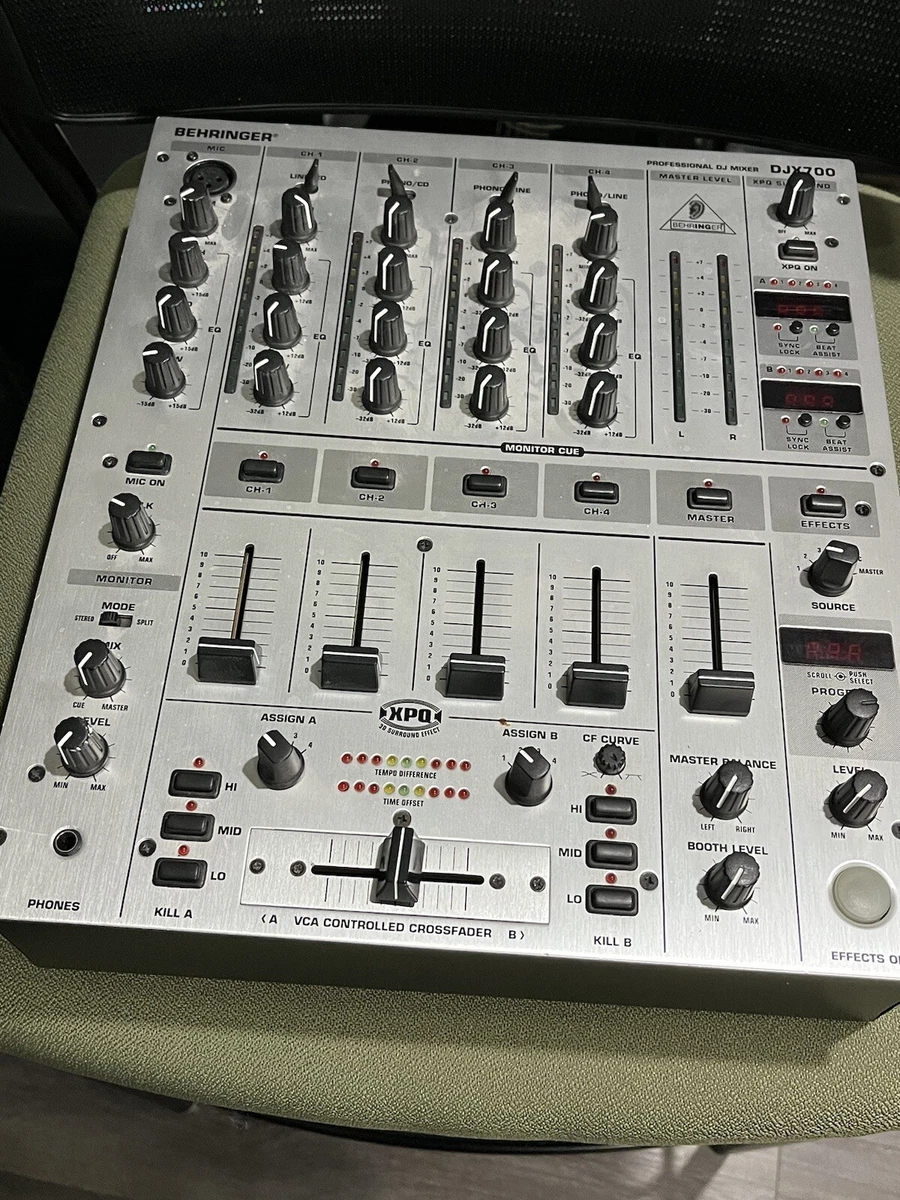Behringer DJ Mixer DJX700