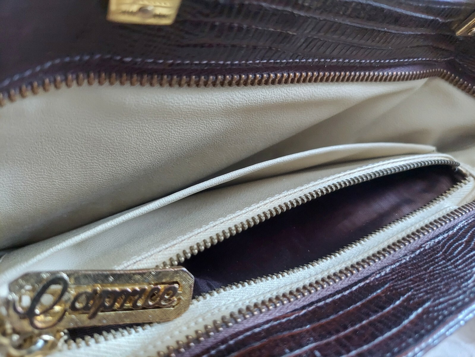 Practically Unused 70s Authentic «Caprice» Genuin… - image 11