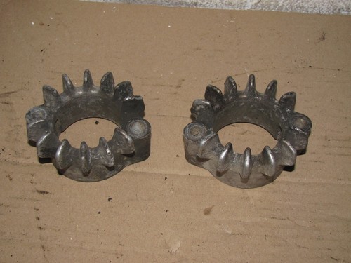 Honda CB 400 N T 1984 Krümmerkronen Krümmersterne Halter Flansch für Auspuff