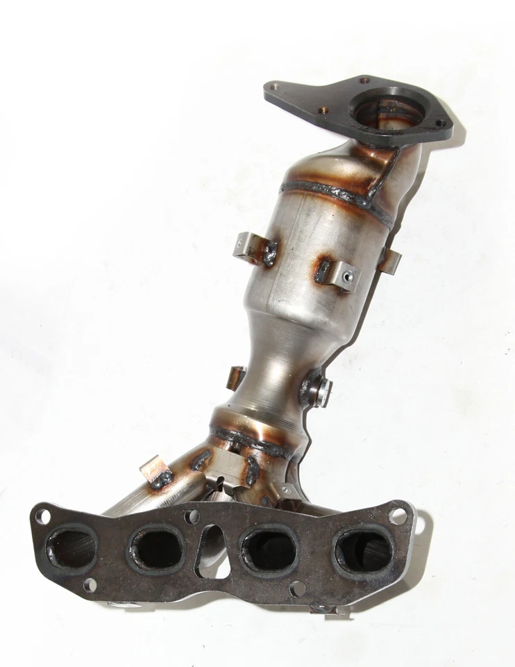 Colector de escape con convertidor catalítico para Nissan Altima 2007-2013 2,5 L Foto 2 de 4