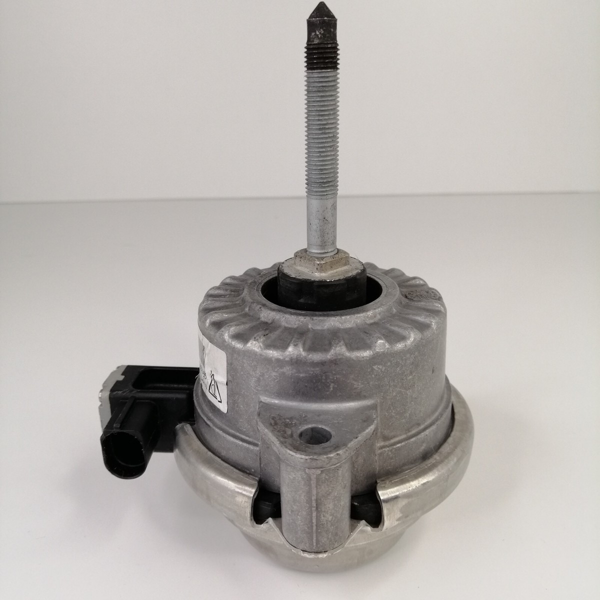 PORSCHE CARRERA 991 HYDRO ACTIVE ENGINE MOTOR MOUNT 99137505908 | eBay