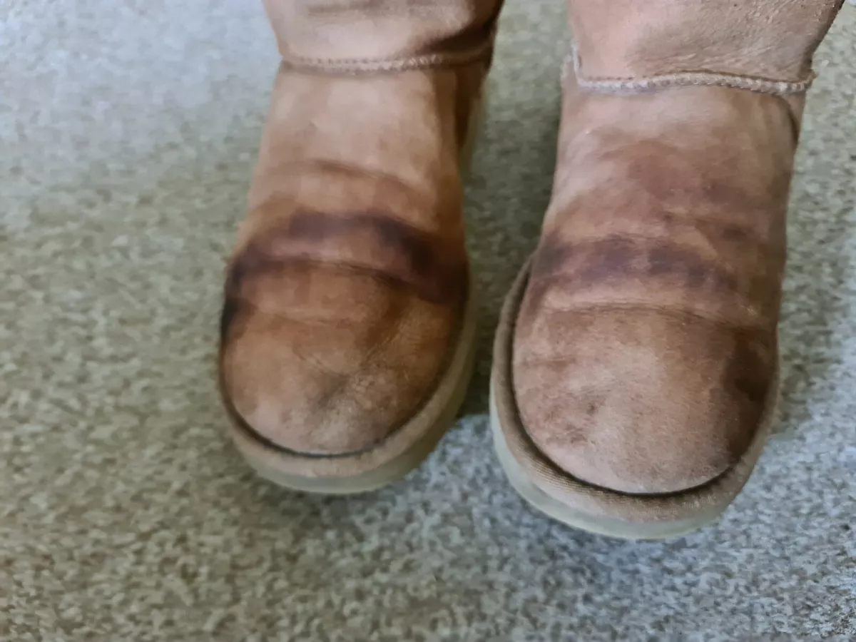 Ugg sn deals 5825