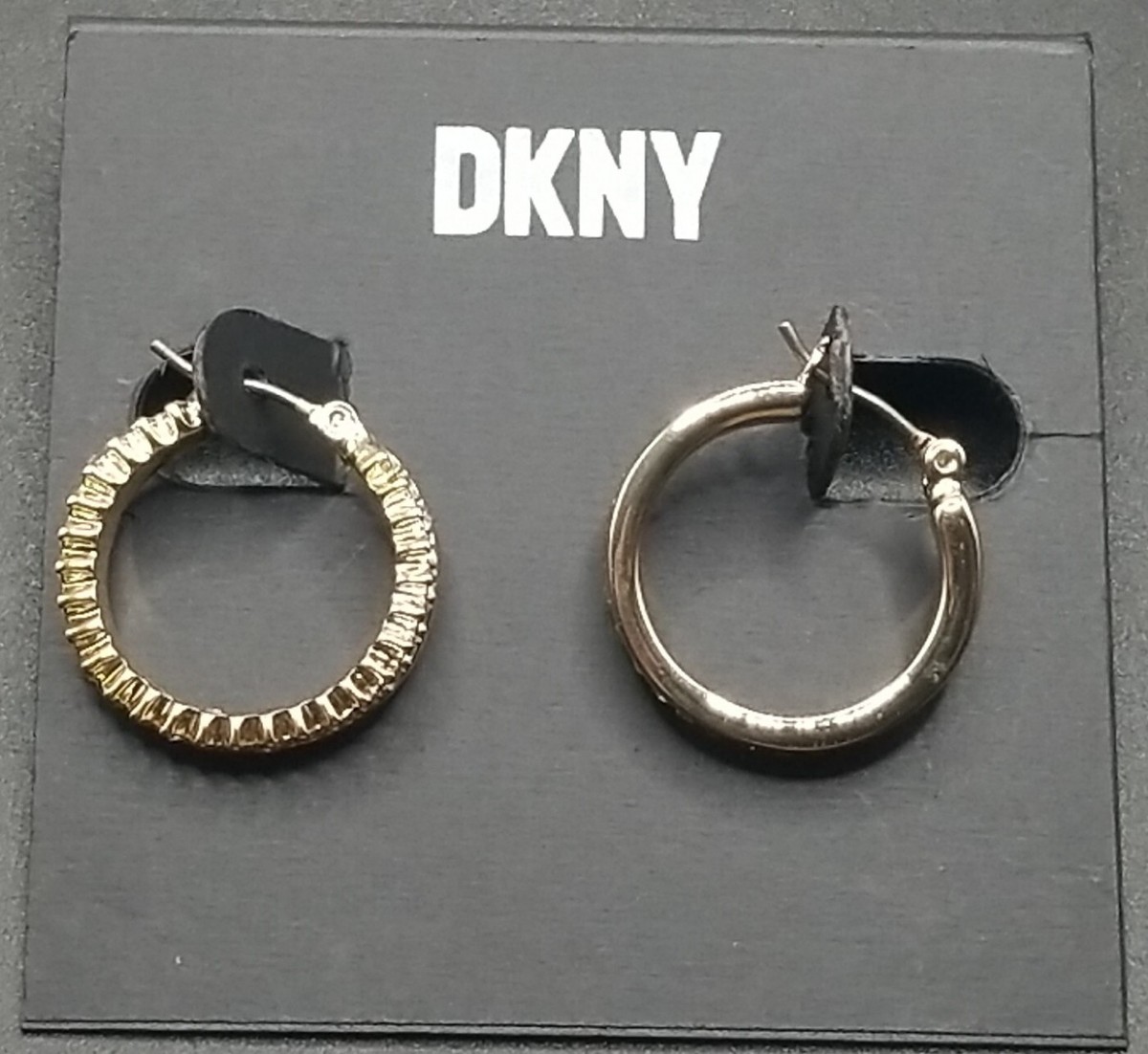 DKNY Crystal Cube Small Hoop Earrings Gold Classic NEW JLY82