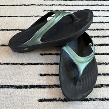 OOFOS Women’s Size 9 Flip Flops Comfort Sandals Black Teal EU Size 40