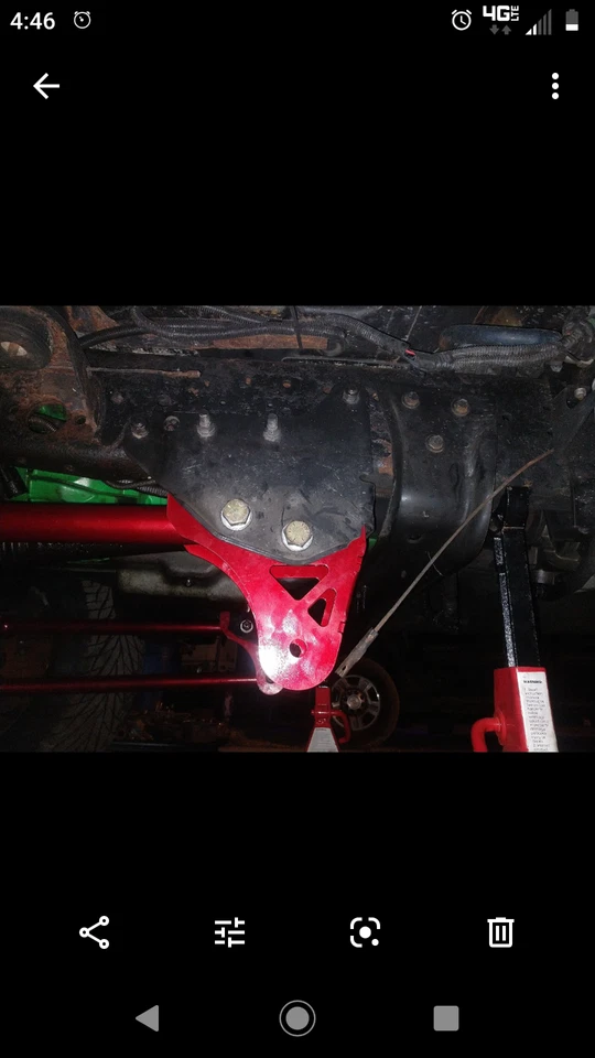 2005-2016 Ford Super Duty F250/F350 4 Link Upgrade (PRETO) - Imagem 4 de 4