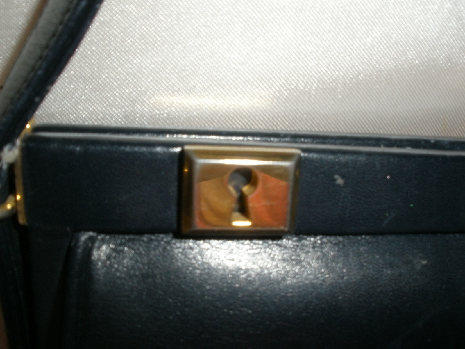 Picture 3 of 10