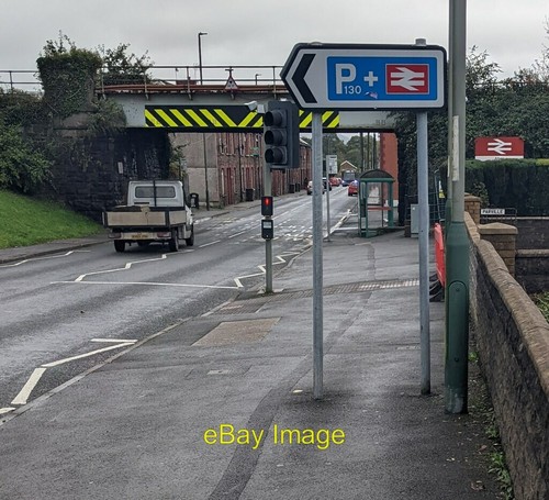 Photo 6x4 Park & ride car park direction sign Nantgarw Road Caerphilly Th c2021 - 第 1/1 張圖片
