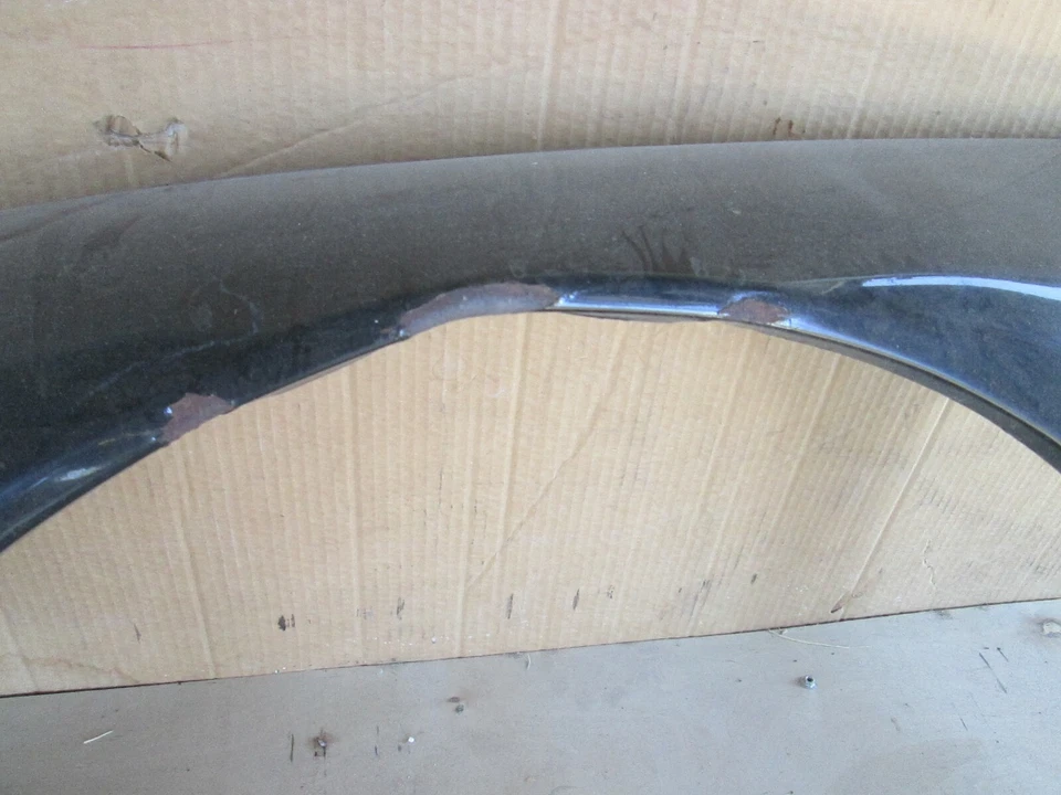 Guardabarros delantero Ferrari Mondial T-LH - USADO Foto 4 de 4