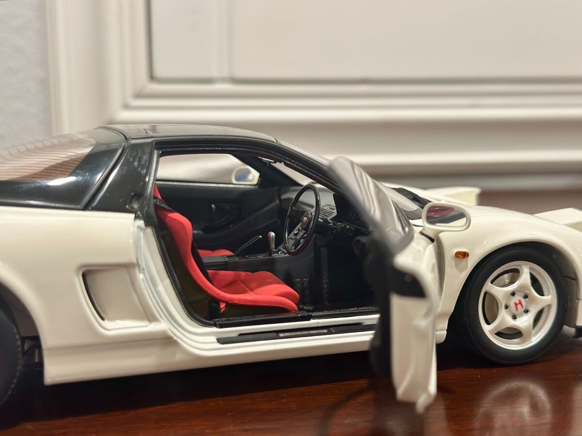 Honda NSX Type R(NA1) Champion White AUTOart 1/18 | Very Honda NSX Type R(NA1) Champion White AUTOart 1/18 | Very