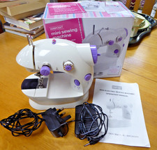 Hobbycraft Mini Sewing Machine, Double Thread with Foot Pedal & Mains - Boxed