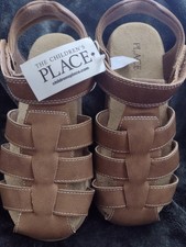 The Childrens Place Boys Summertime Outdoor Beach Lake Sandals Brown Kids Size 5