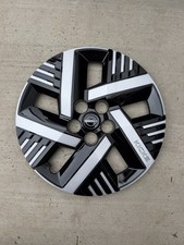 Nissan Kicks Sv 2025-2027 17 Oem Genuine Hubcap Wheel Cover 40315-7la0b Nissan Kicks Sv 2025-2027 17 Oem Genuine Hubcap Wheel Cover 40315-7la0b