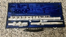 Armstrong Concert Flute Closed Hole Silver Boehm C Straight Headjoint Case