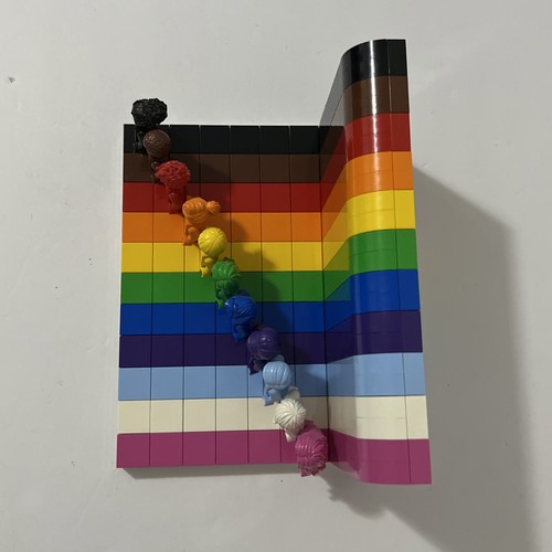 LEGO Icons: Everyone Is Awesome (40516) - No Box Or Manual - Picture 7 of 8