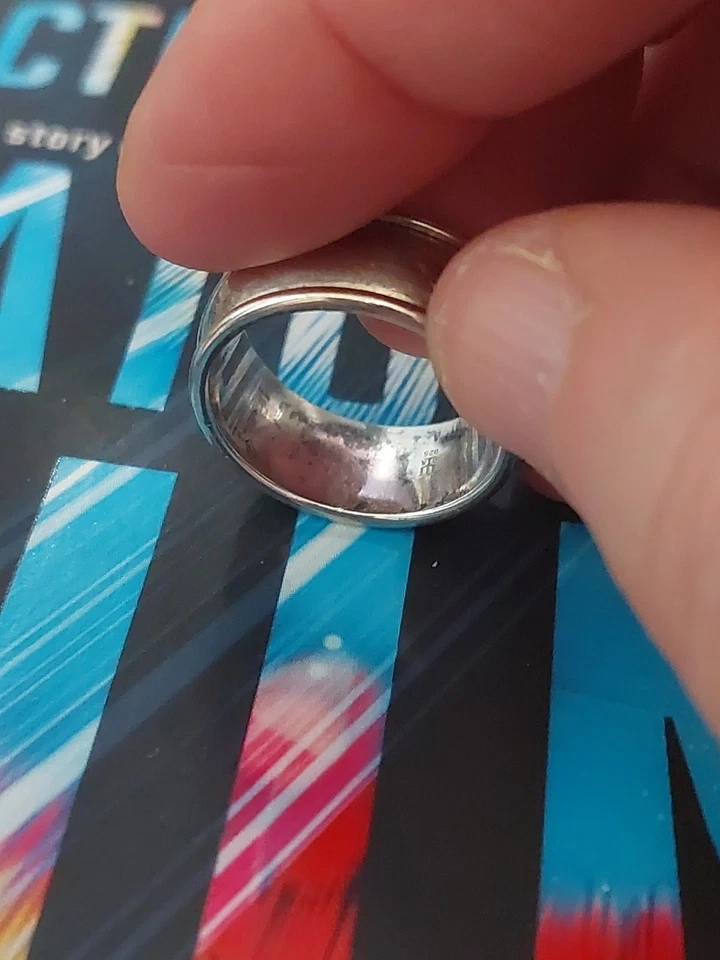 Aliança de casamento masculina James Avery tamanho 7 a 8 925 - Imagem 3 de 4