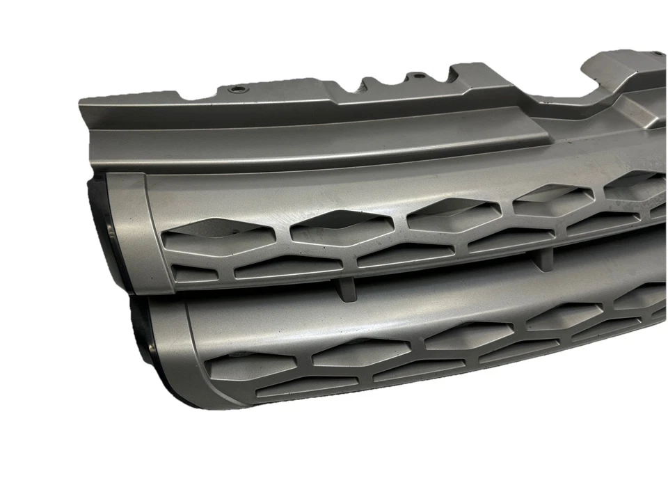 2012-2016 LAND RANGE ROVER EVOQUE FRONT GRILL BUMPER GRILLE EMBLEM OEM - Image 2 of 4