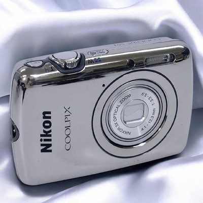 EXC+5] Nikon COOLPIX S01 Silver 10.1MP Digital Camera English