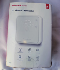 Honeywell Home DT3 Room Thermostat Wired Digital Heating Cooling DT30 Black