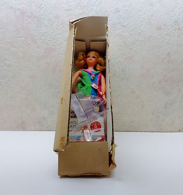 Vintage 1960's Mattel Skipper Barbie Doll Og Box Stand Shoes