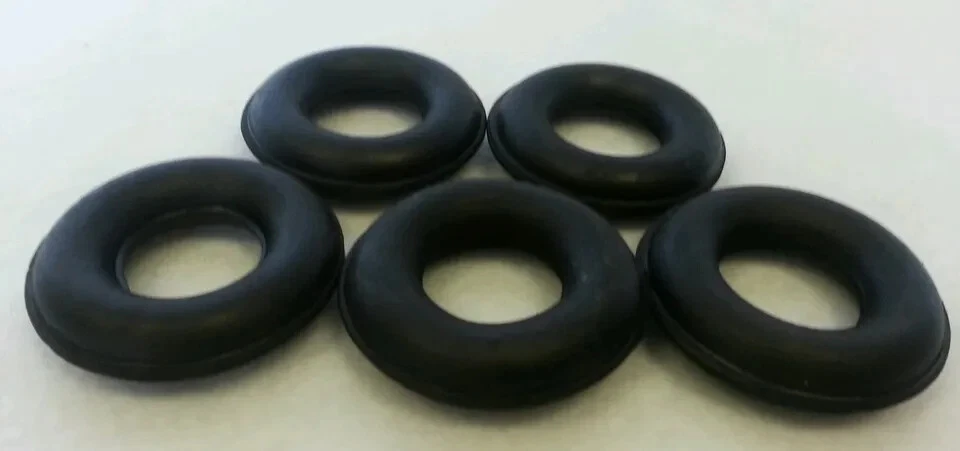 COLGADOR SILENCIADOR ESCAPE MERCEDES W108 W109 W110 W111 W113 W114 W115 5 PIEZAS Foto 3 de 3