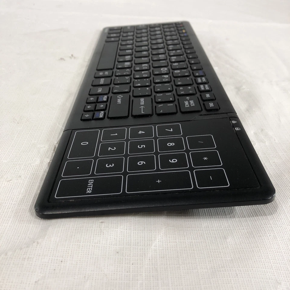 Toshiba Multi Language Wireless Touchpad Black Keyboard 062U50G - Image 4 of 4