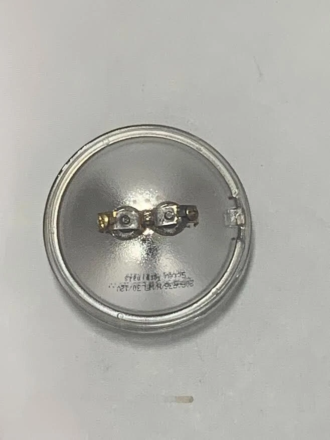 Industrial performance 20 PAR 36 Floodlight - Image 2 of 3