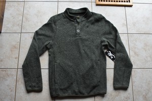 browning pullover sweater