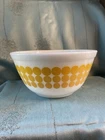 Pyrex Yellow Polka Dot Mixing Bowl NEW DOT Replacement 1.5 Quart Milk Glass