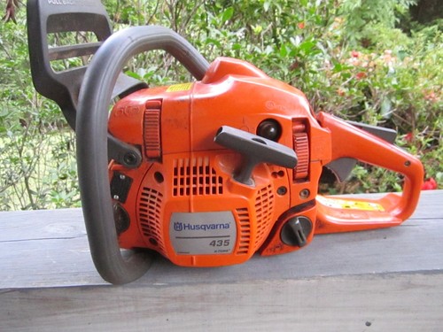 HUSQVARNA CHAINSAW 435 X-TORQ-FOR PARTS- NO BAR & CHAIN