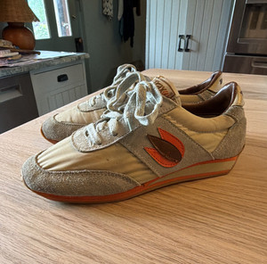 Trax Vintage vibe Athletic Running Tennies Shoes Tan Navy W 8.5 M 6.5 VINTAGE SHOES SNEAKERS WHITE AND BLUE BY TRAX SIZE 6.5 | eBay main image 2