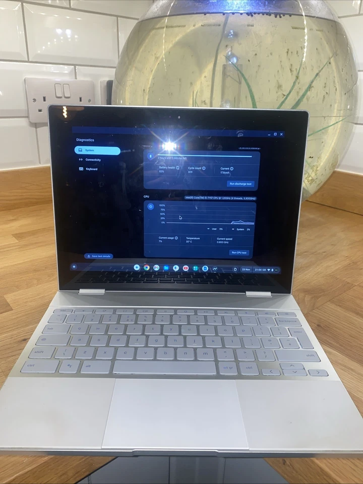 . Google Pixelbook Chromebook  128GB EVE model. (original charger included)  - Image 3 of 4