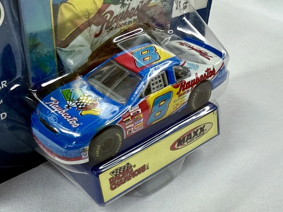Jeff Burton #8 Raybestos 1995 1:64 Racing Champions To The MAXX Diecast con tarjeta Foto 2 de 4
