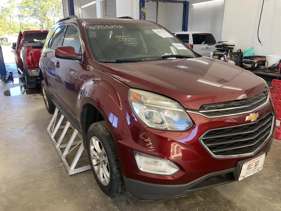 Used Washer Fluid Reservoir fits: 2017 Chevrolet Equinox solid neck Grade A Foto 2 de 4