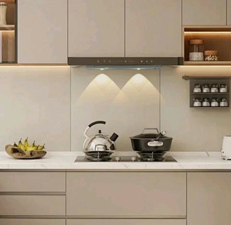 Luce LED Sottopensile con Sensore di Movimento, Ricaricabile USB – 3 Colori,... - Immagine 3 di 4