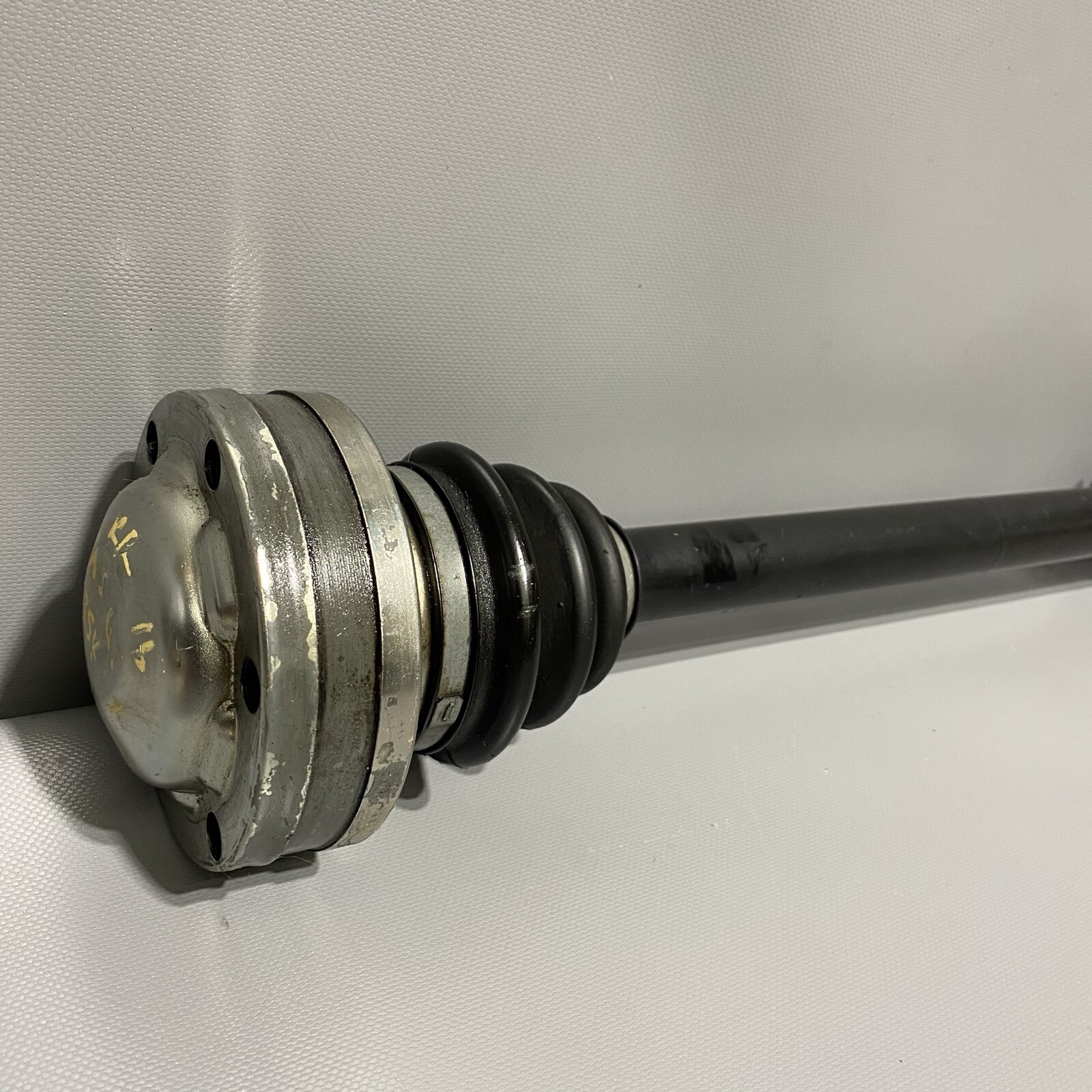 MASERATI GRANCABRIO GT GRANTURISMO AXLE SHAFT RIGHT REAR 2011 12 13 14 2015 OEM