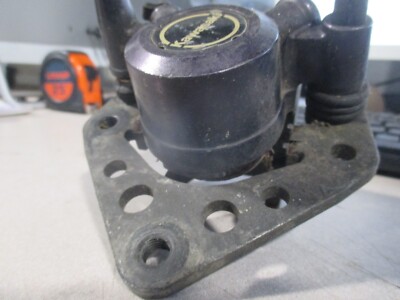 Kawasaki OEM Left Front Brake Caliper ZX1100 ZX550 ZX750 GPz 43041