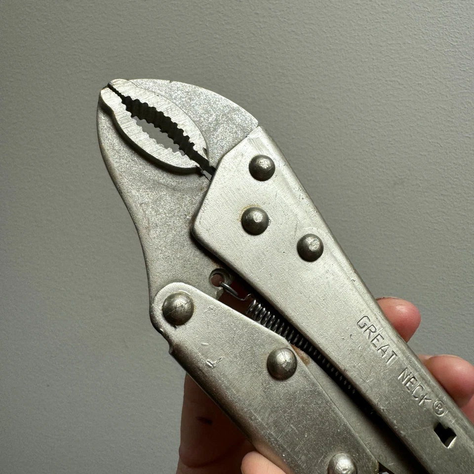 Alicates de bloqueo vintage GRAN CUELLO #50003 GRAN AGARRE 9 1/2" con mango rojo Foto 2 de 4