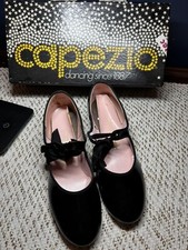 NOS VINTAGE CAPEZIO Dance Tap Shoes Children  s Black Size 4N