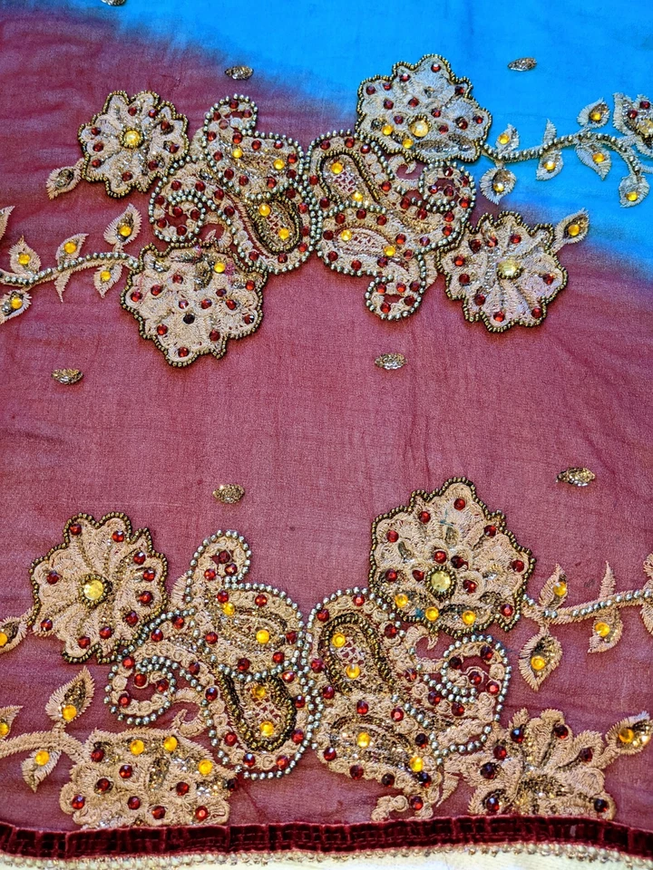 Chal vintage azul rojo lentejuelas bordado joya 100% seda sari boho danza del vientre Foto 2 de 4