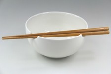 Suppen- / Nudel- / Reisschale + 1 Paar Essstäbchen  [ WHITE ] 16x7.5cm UNI WEIß