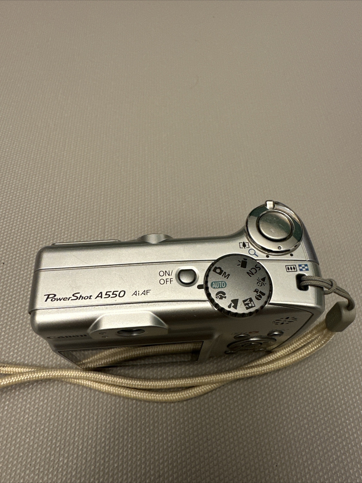 Canon PowerShot A550 AI AF 7.1 Mega Pixels 4X Optical Zoom Digital