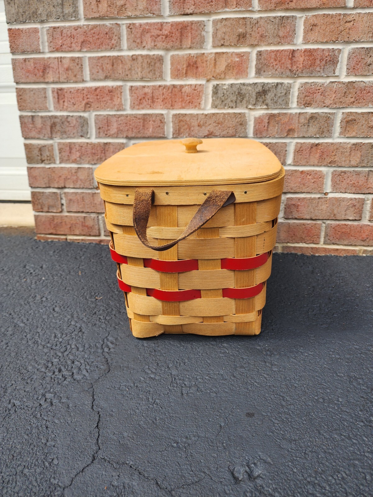 Peterboro Basket Company Picnic Storage 17x11x10 Red Accents Lid